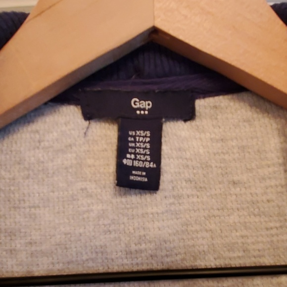 Gap Cardigan - Picture 3 of 6